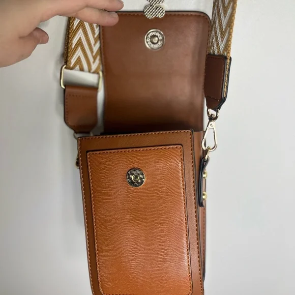 Lulla Collection NYC Brown Mini Crossbody Phone Bag Adjustable Strap - Picture 6 of 12